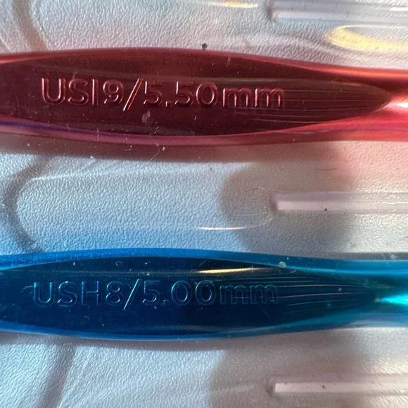 Susan Bates Silvalume Crochet Hook Set F-K 3.75mm 4.0mm 5.0mm 5.5mm 6.0mm 6.5mm - Picture 7 of 8